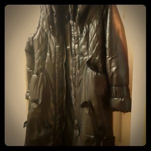 Black tailored goose down coat with custom flowers